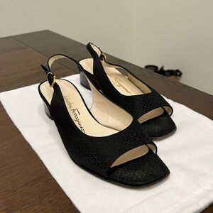 Salvatore Ferragamo Black Monogram Slingback Heels Size 5.5 / 6 Made in Italy